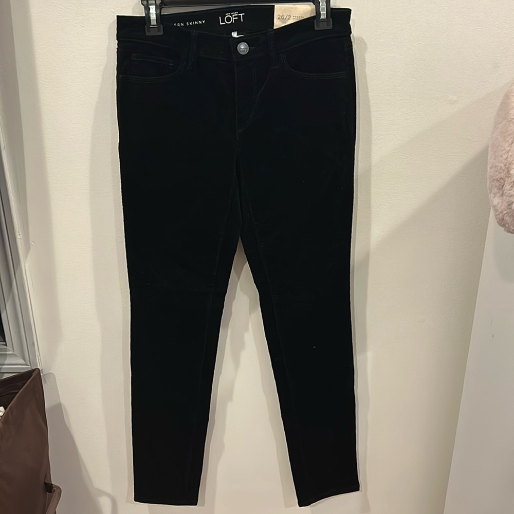 Size 26 New with tags Loft jeans